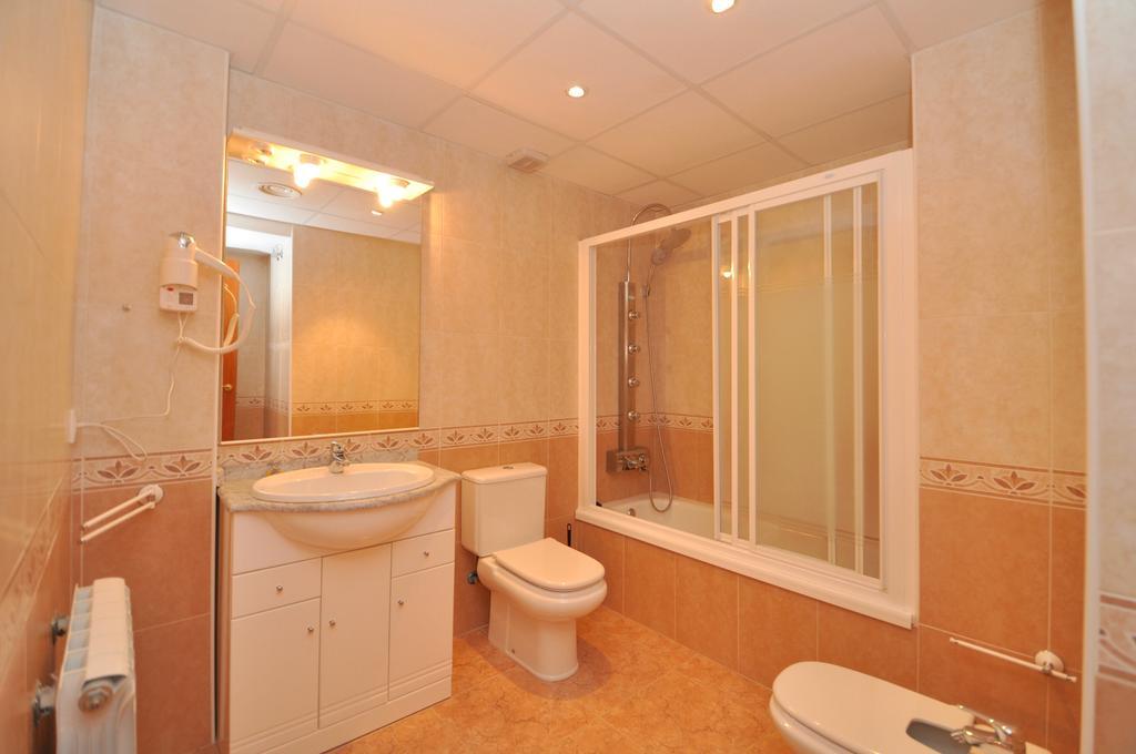 Apartament Duplex Llaverias リョレート・デ・マル エクステリア 写真